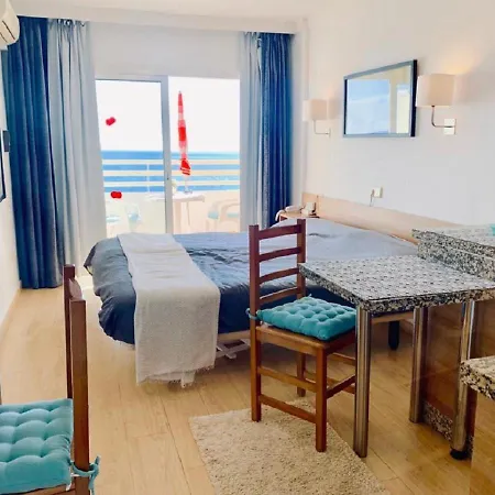 Apartment 300 - Stella Maris Studio - Idyllic Beach View